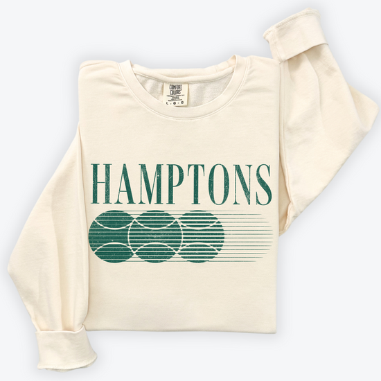 Lightweight cotton crewneck sweatshirt with "Hamptons Golf Club" in vintage retro style, perfect for layering, featuring classic coastal golf vibes and relaxed sophistication.