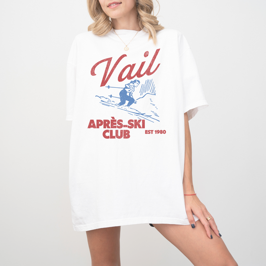 Vail Après Ski Club Comfort Colors Unisex Short Sleeve T-Shirt with a vintage-inspired design, soft garment-dyed cotton for a relaxed fit.